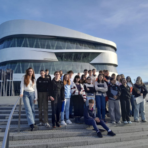 0e8b8538-a819-46bb-a8a7-7414b8e3489e(1)